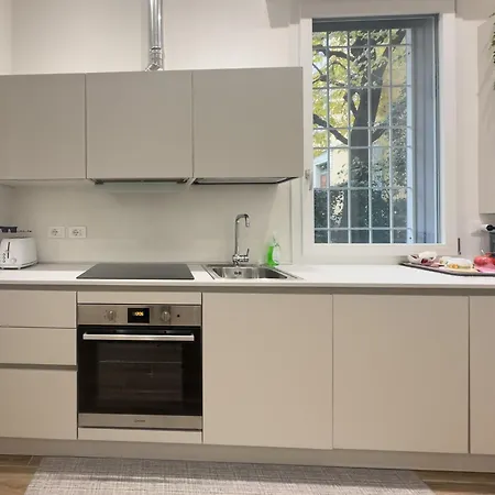 Appartement Emilia House *